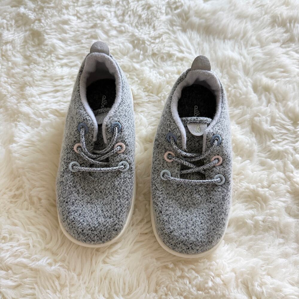Allbirds Smallbird Wool runner sneaker in heather gray with pastel accent
